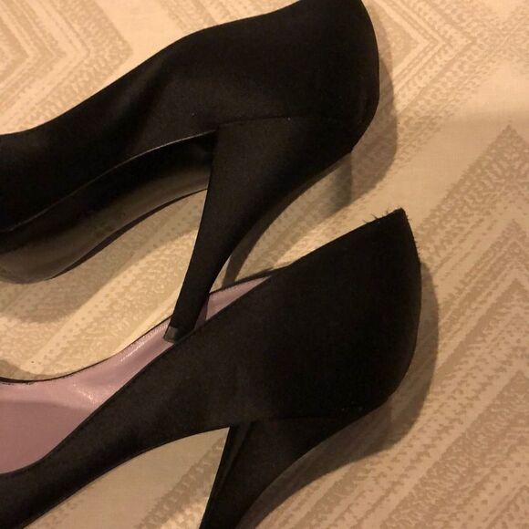 Marc Jacobs Black Satin Open Toe Heels with Rhinestone Bow Size 9 - Picture 6 of 8